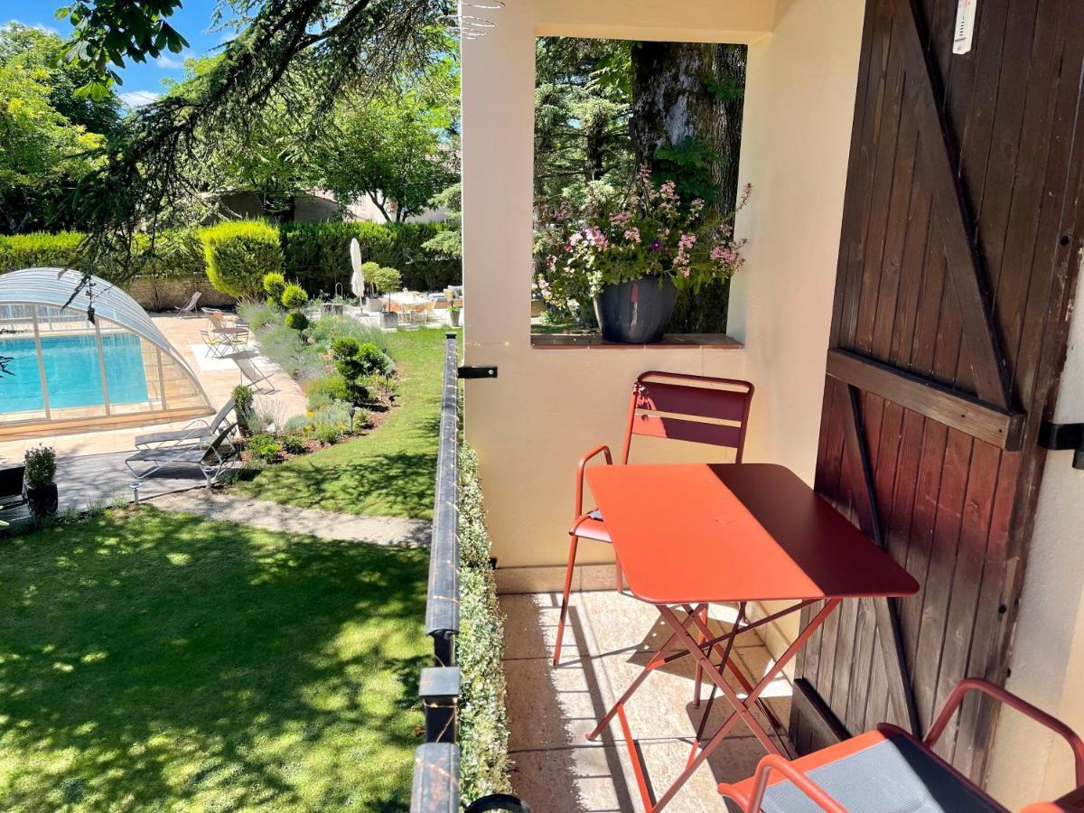 Gites Du Caylar - Chambres Et Appartments Le Caylar Εξωτερικό φωτογραφία