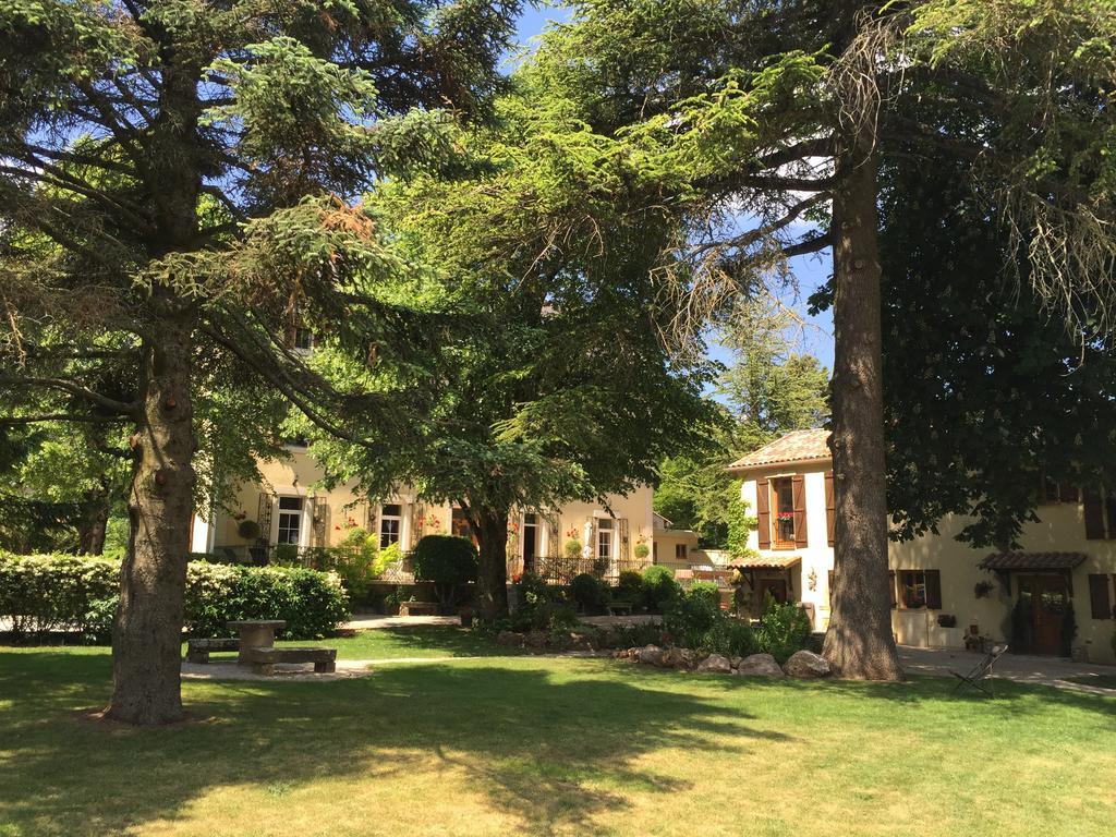 Gites Du Caylar - Chambres Et Appartments Le Caylar Εξωτερικό φωτογραφία