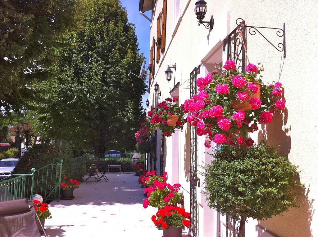 Gites Du Caylar - Chambres Et Appartments Le Caylar Εξωτερικό φωτογραφία